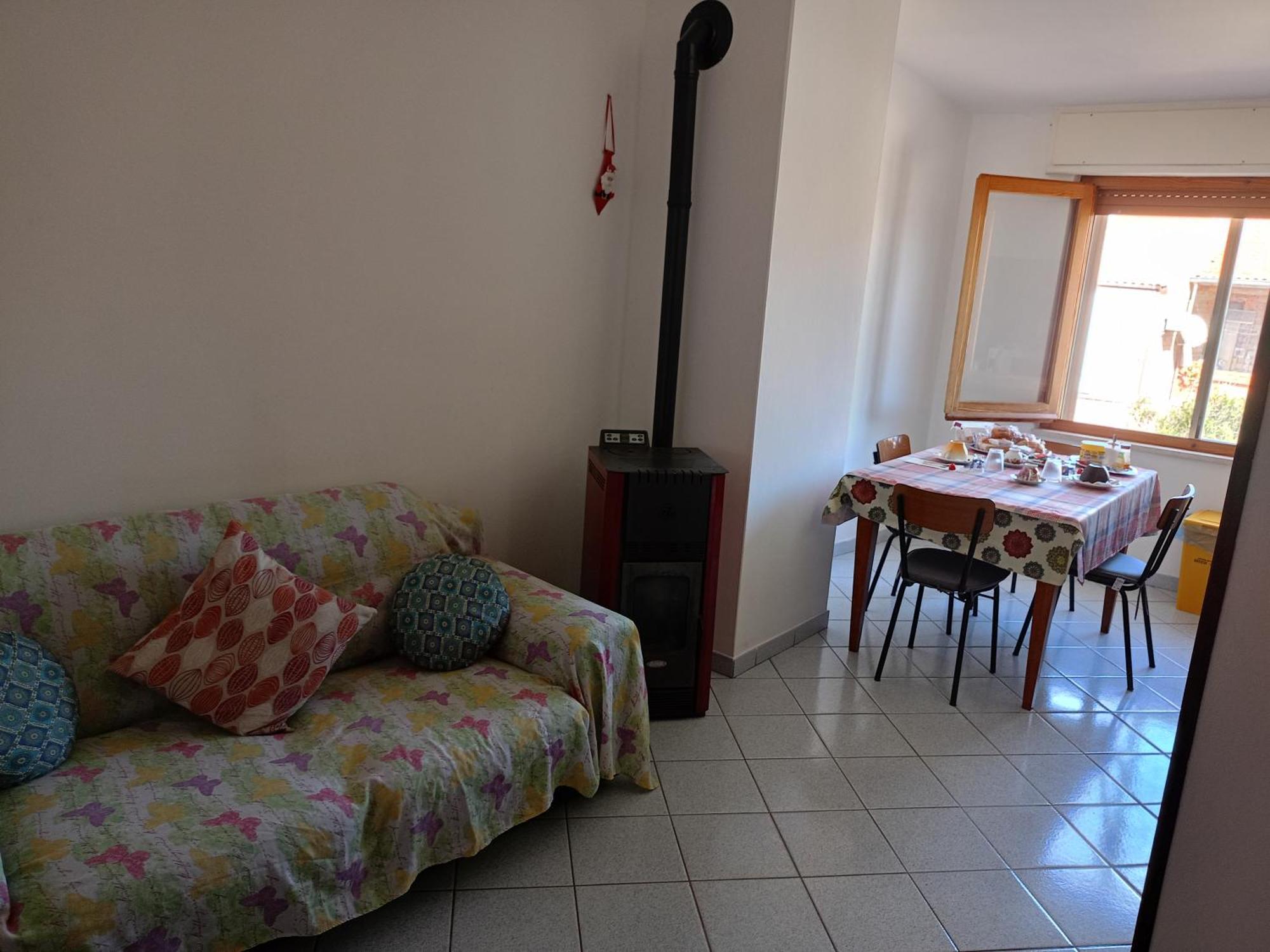 Appartamento Santa Giusta Exteriör bild